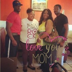 Meet your Posher, Annette